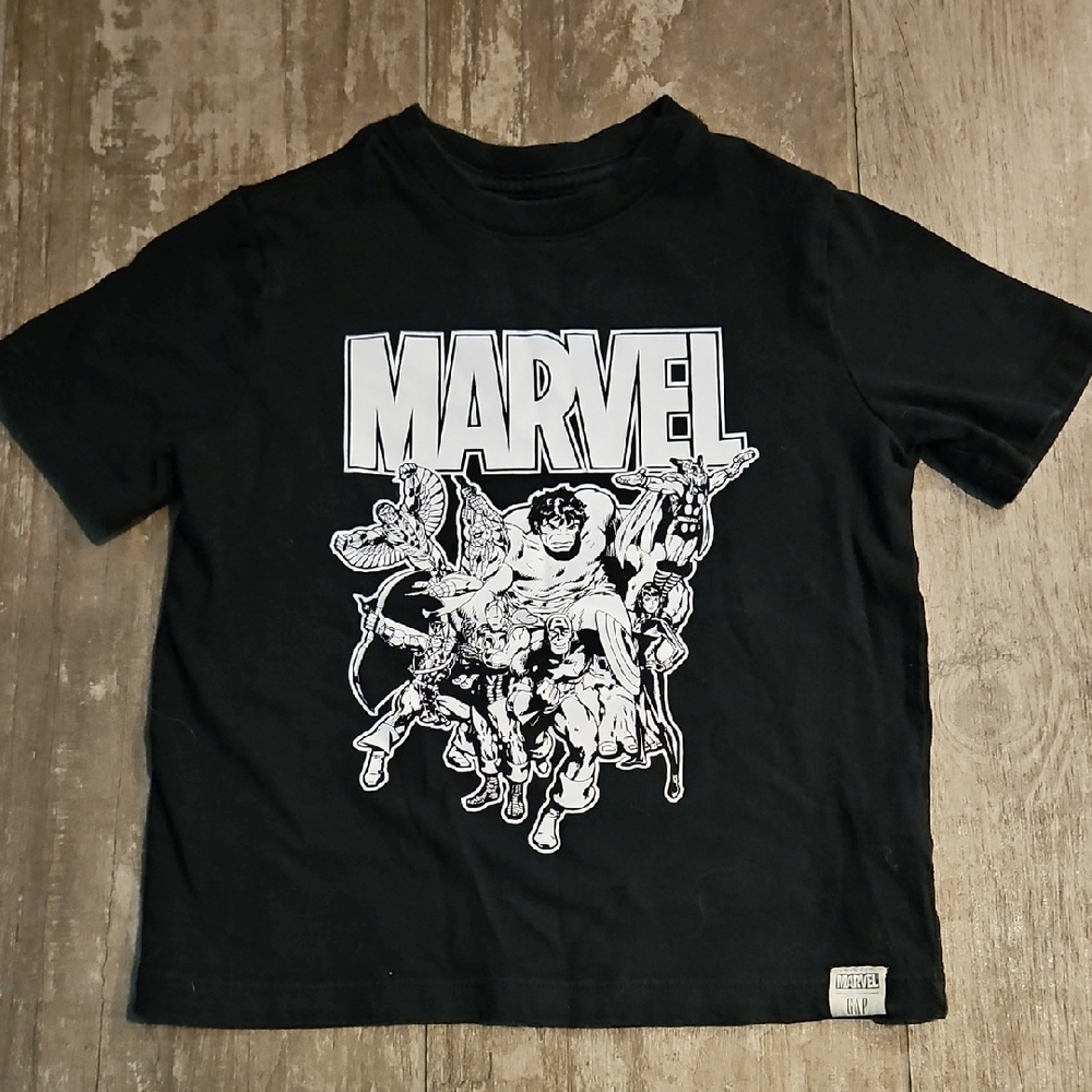 GAP Black Short Sleeve Tee with Graphic Print